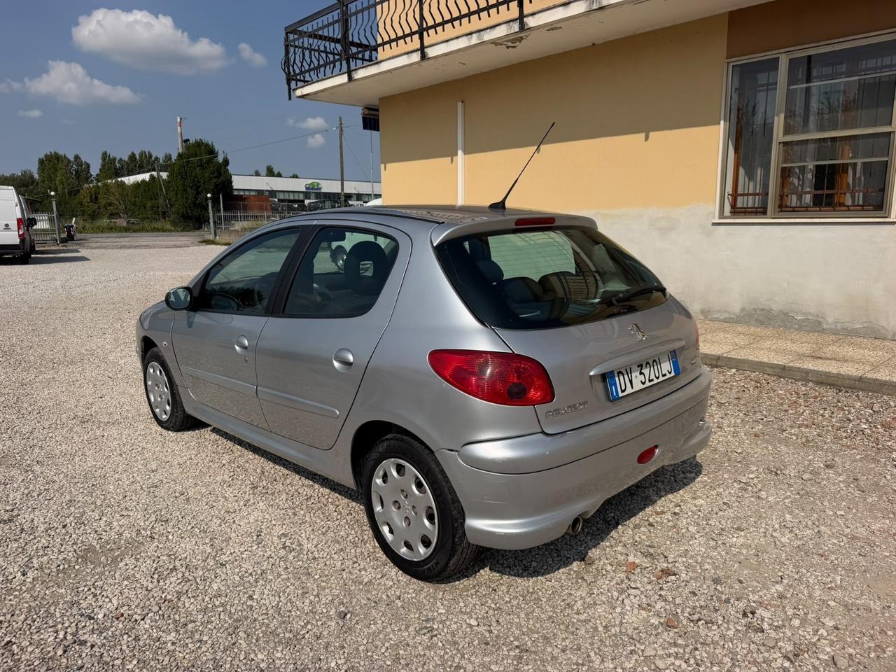 Peugeot 206 1.4 5p. Enfant Terrible