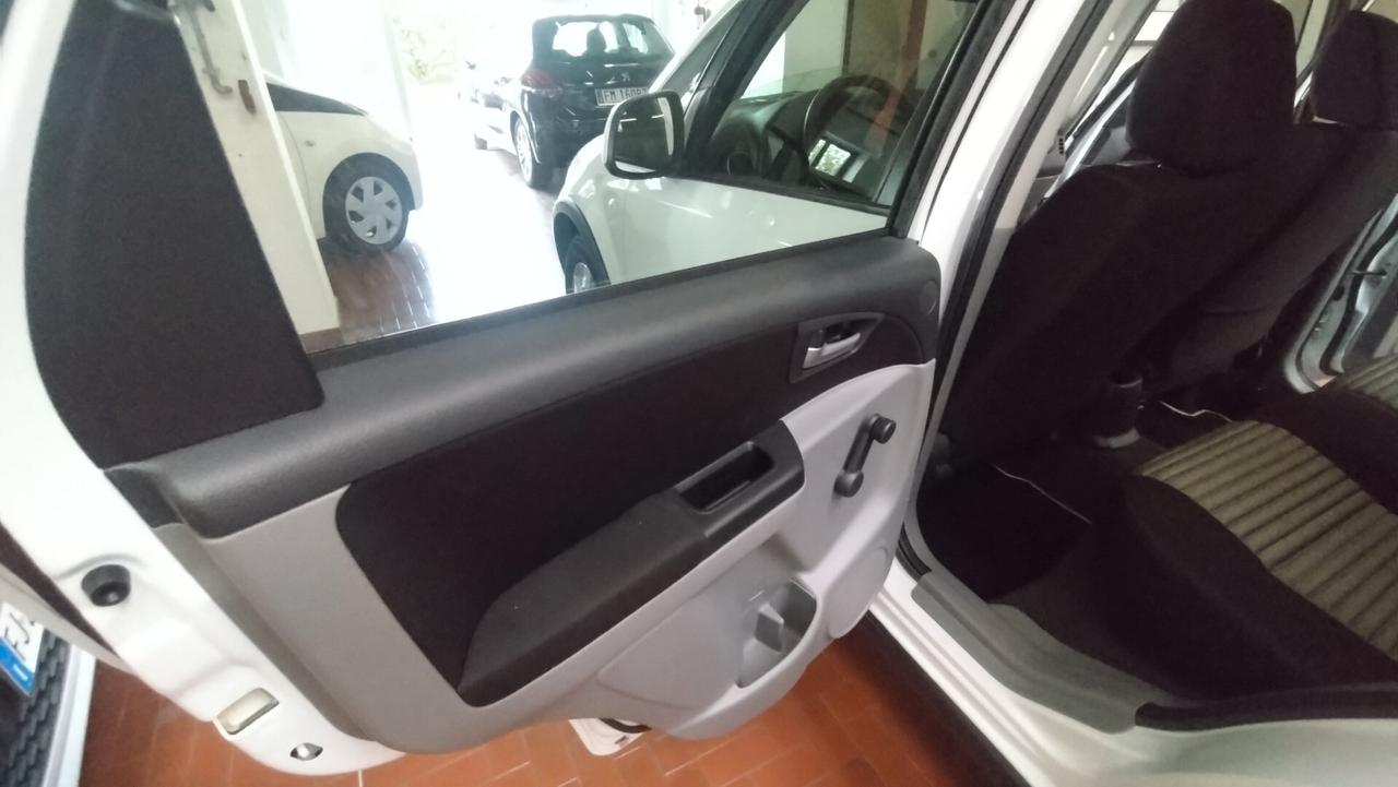 Suzuki SX4 1.5 16V Outdoor Line GL