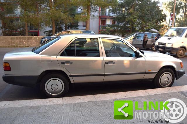 MERCEDES-BENZ 200 E