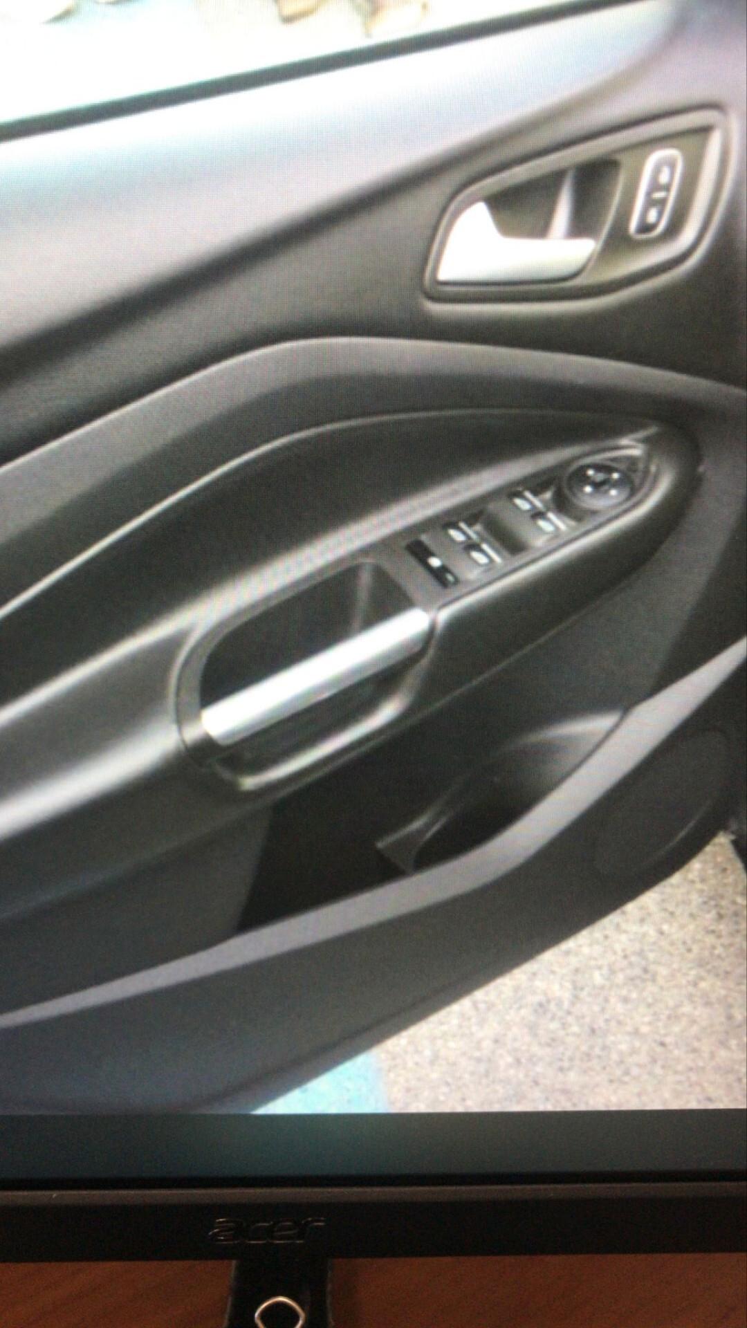 Ford Kuga 1.5 TDCI 120 CV S&S 2WD Business