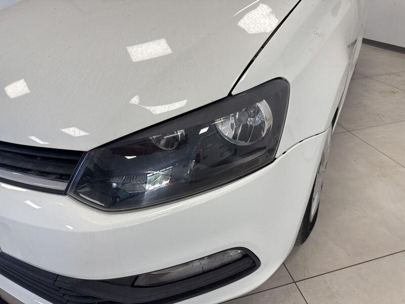 Volkswagen Polo V 2014 5p 1.4 tdi Comfortline 75cv
