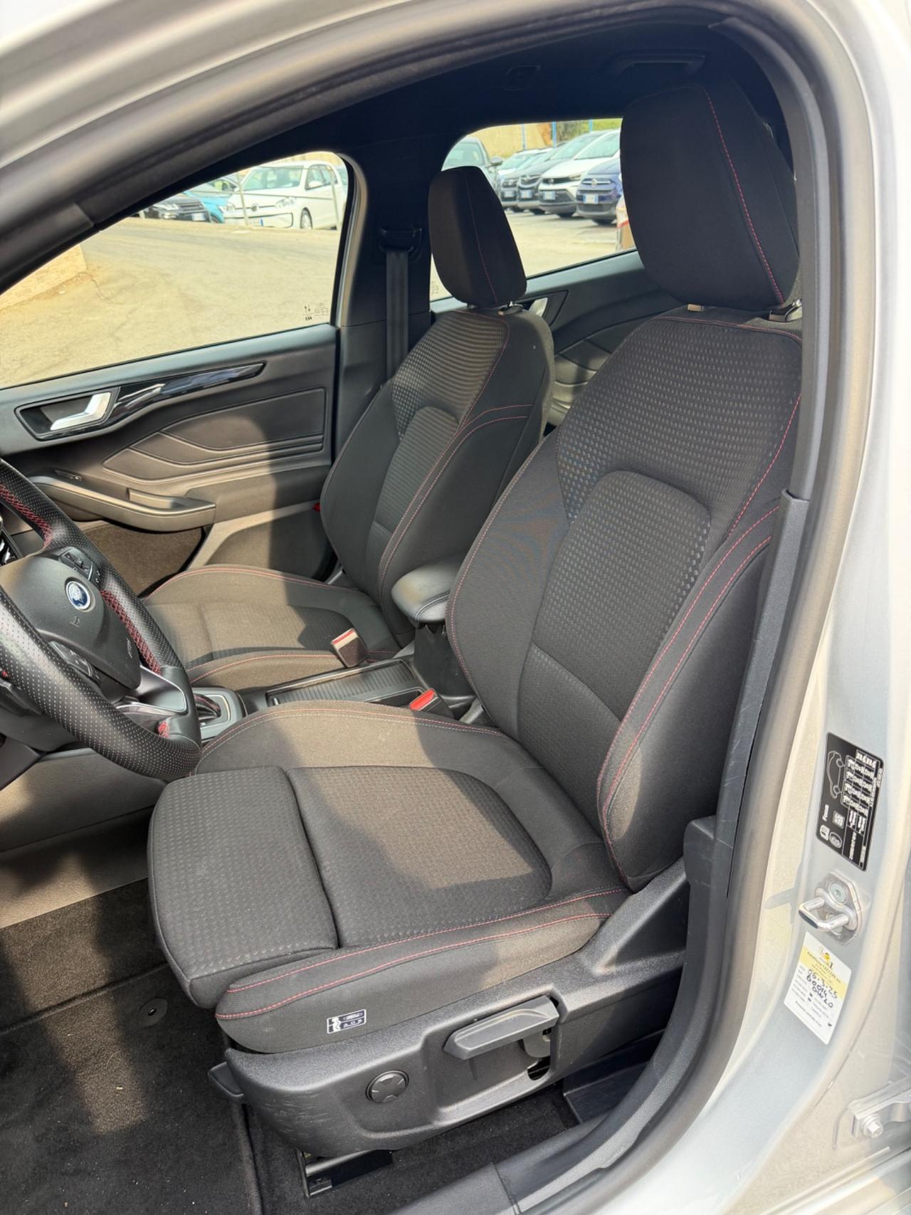 Ford Focus 1.0 EcoBoost Hybrid 155 CV ST-Line 2023