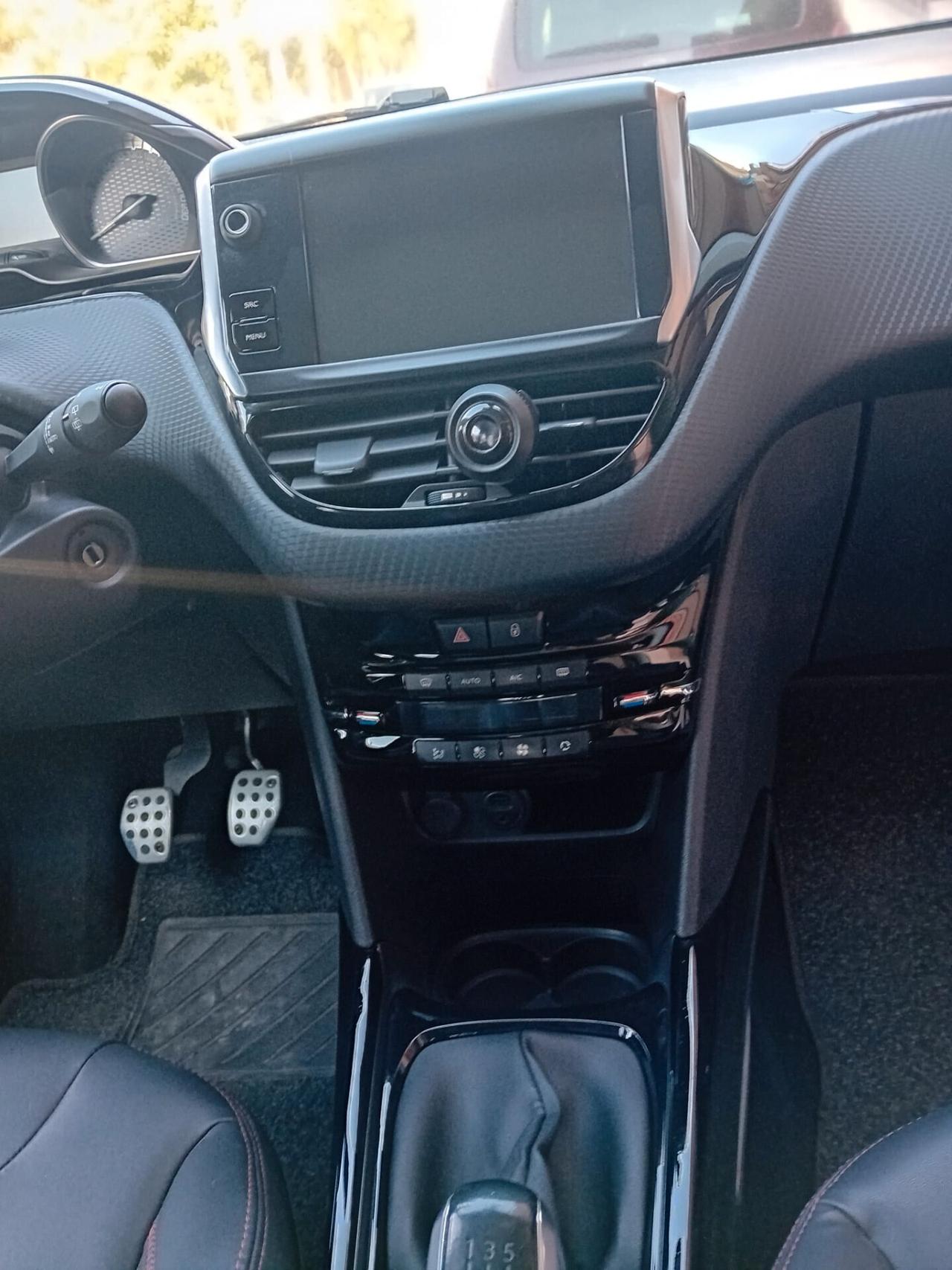 Peugeot 2008 BlueHDi 100 GT Line