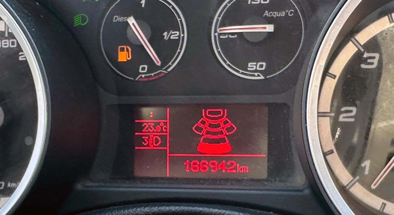 Alfa Romeo Giulietta 2.0 JTDm-2 140 CV Progression interni in pelle