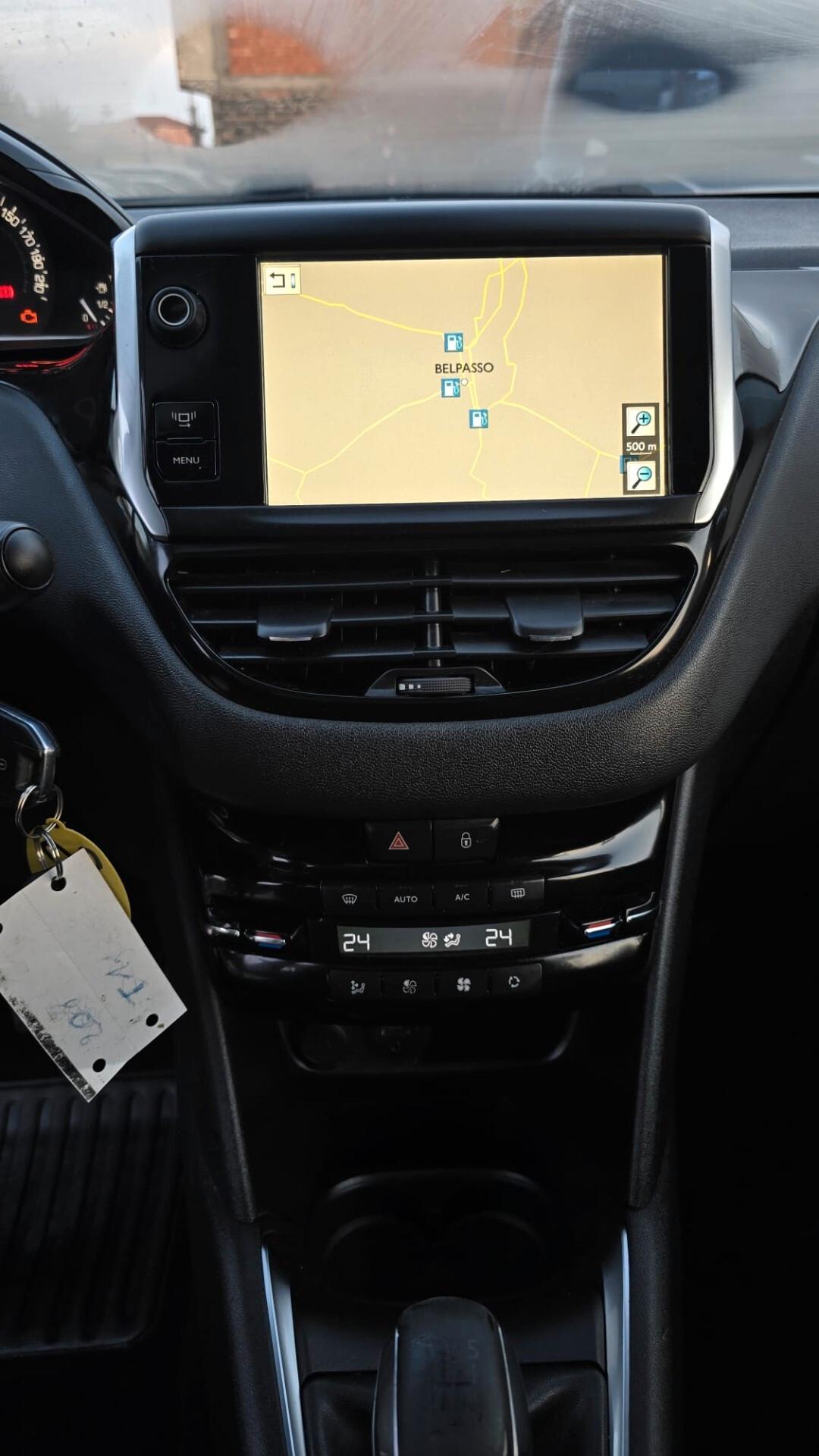 Peugeot 208 PureTech 82 3 porte Allure