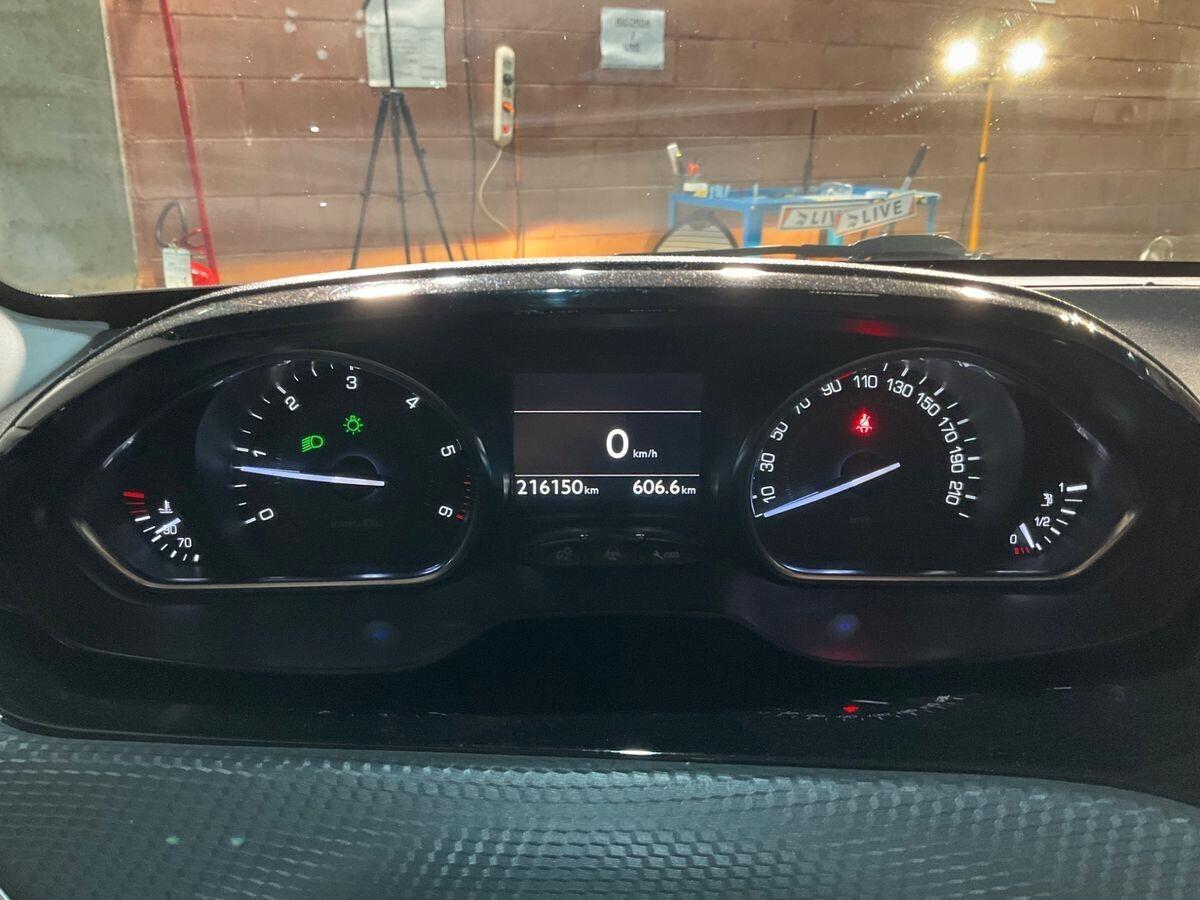 Peugeot 2008 1.6 e-HDi 115 CV Stop&Start Allure