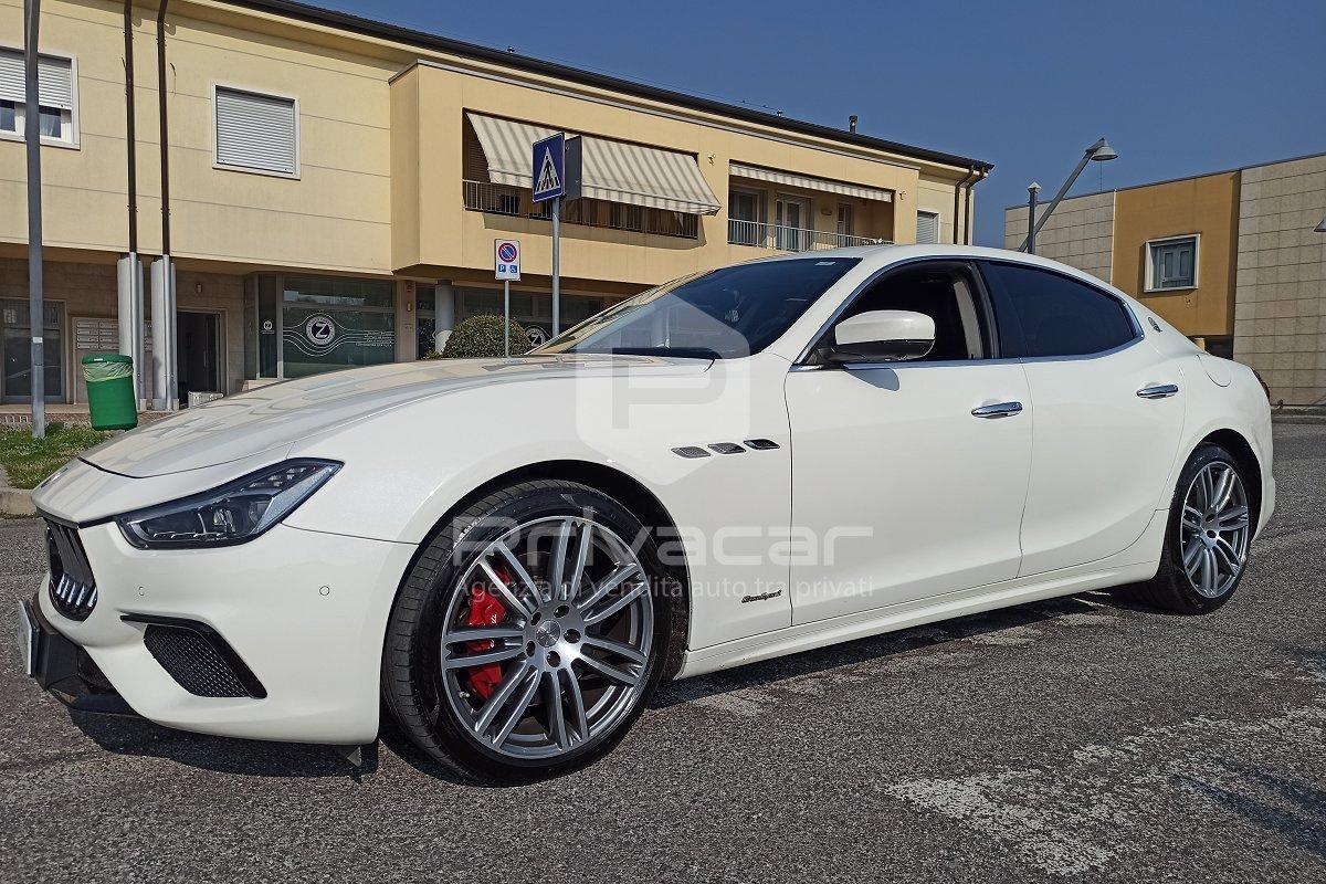 MASERATI Ghibli V6 Diesel 275 CV Gransport