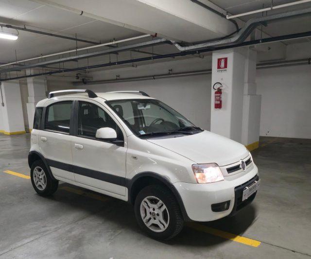 FIAT Panda 1.3 MJT 16V DPF 4x4 Climbing
