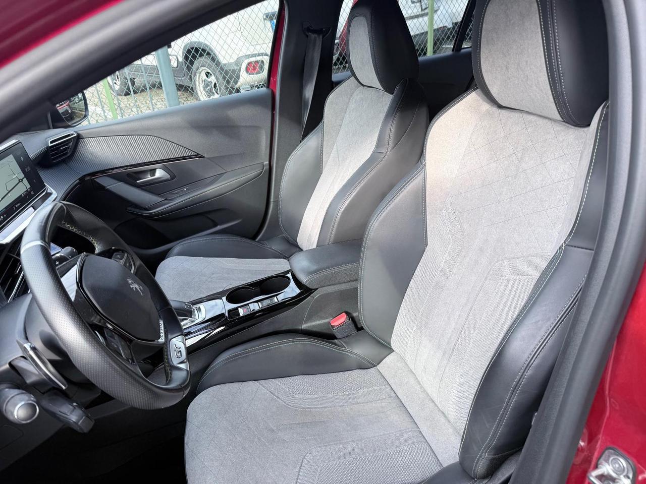 Peugeot 208 5 Porte 208 1.2 puretech GT Pack s&s 100cv eat8