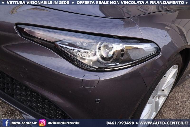 Alfa Romeo Giulia 2.0 Turbo 200CV AT8 Super