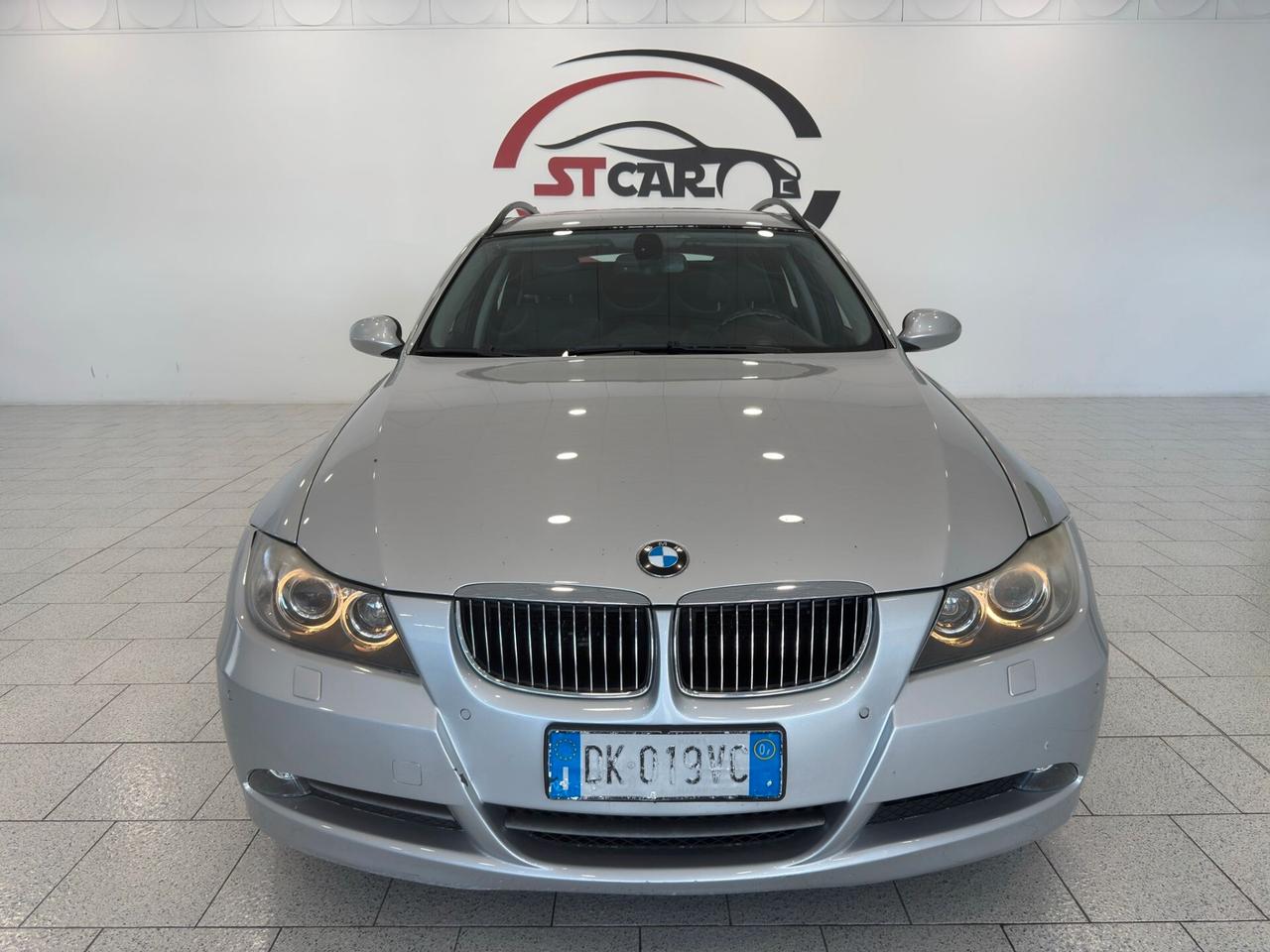 Bmw 330xi cat Touring Futura 272cv