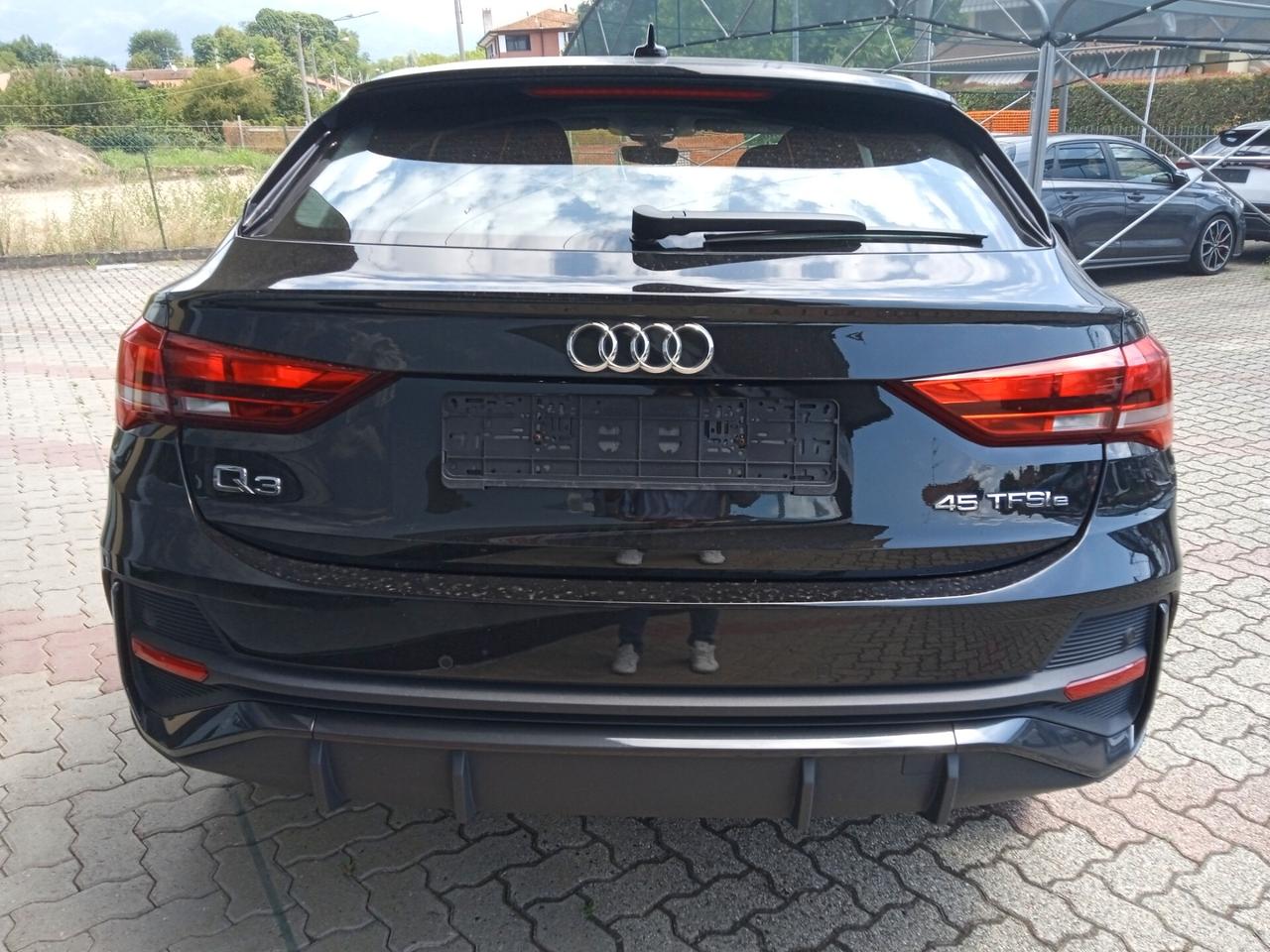 Audi Q3 45 SPB APPLE CAR PLAY SENS PARK DOPPI RETROCAMERA NAVY CRUISE CONTROL PRONTA CONSEGNA