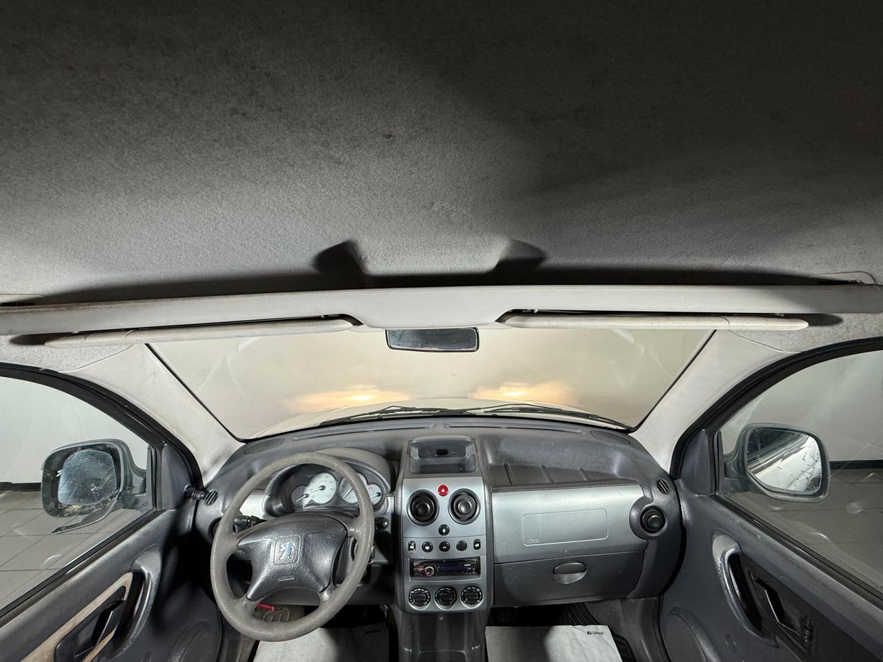 Peugeot Ranch 1.6 HDi 5p. AUTOCARRO