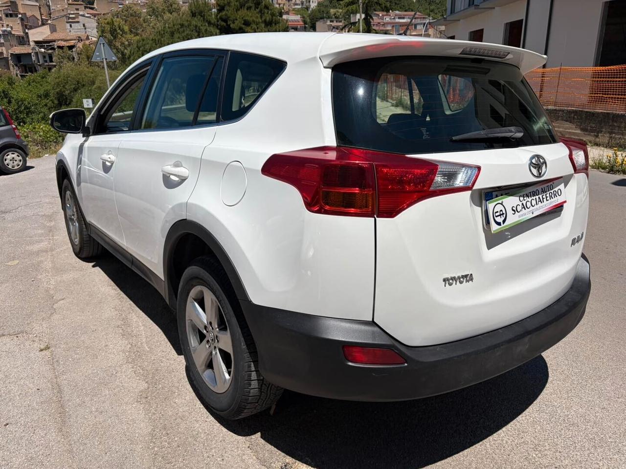 Toyota RAV 4 RAV4 2.0 D-4D 2WD