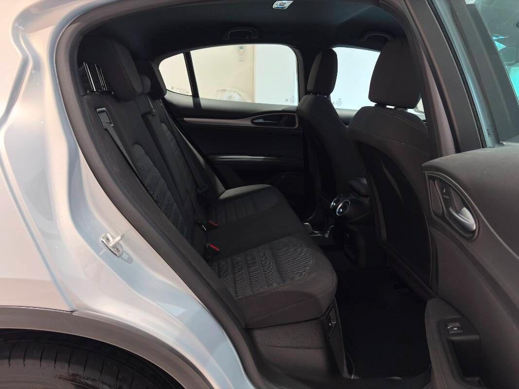 Alfa Romeo Stelvio 2.2 t Sprint Q4 210cv auto