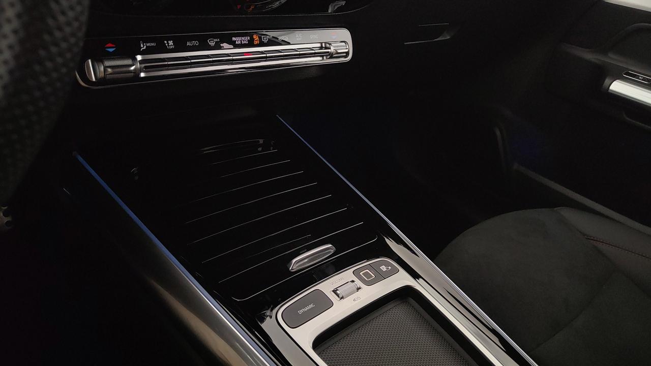 Mercedes-Benz GLA 200 d automatic