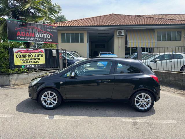 OPEL Corsa 1.4 16V 3 porte Sport