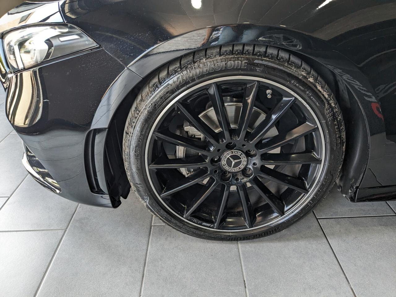 Mercedes-benz A 180 A 180 d Automatic Premium Black Edition