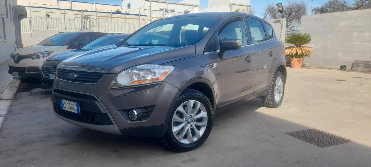 Ford Kuga 2.0 TDCI 163 CV 4WD Powershift Titanium