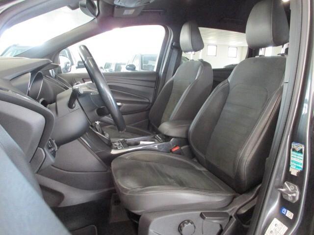 Ford Kuga 2.0 TDCI 150 CV S&S 4WD ST-Line