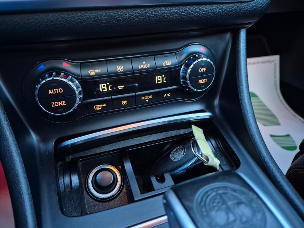 Mercedes-benz CLA 45 AMG 381cv IVA ESPOSTA