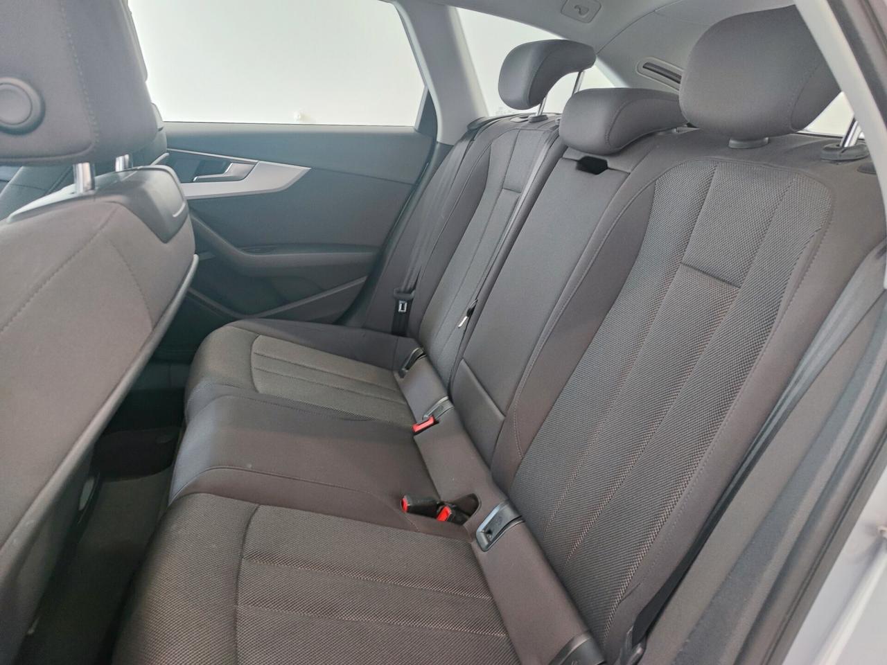 Audi A4 Avant 2.0 TDI ultra S tronic Business Sport
