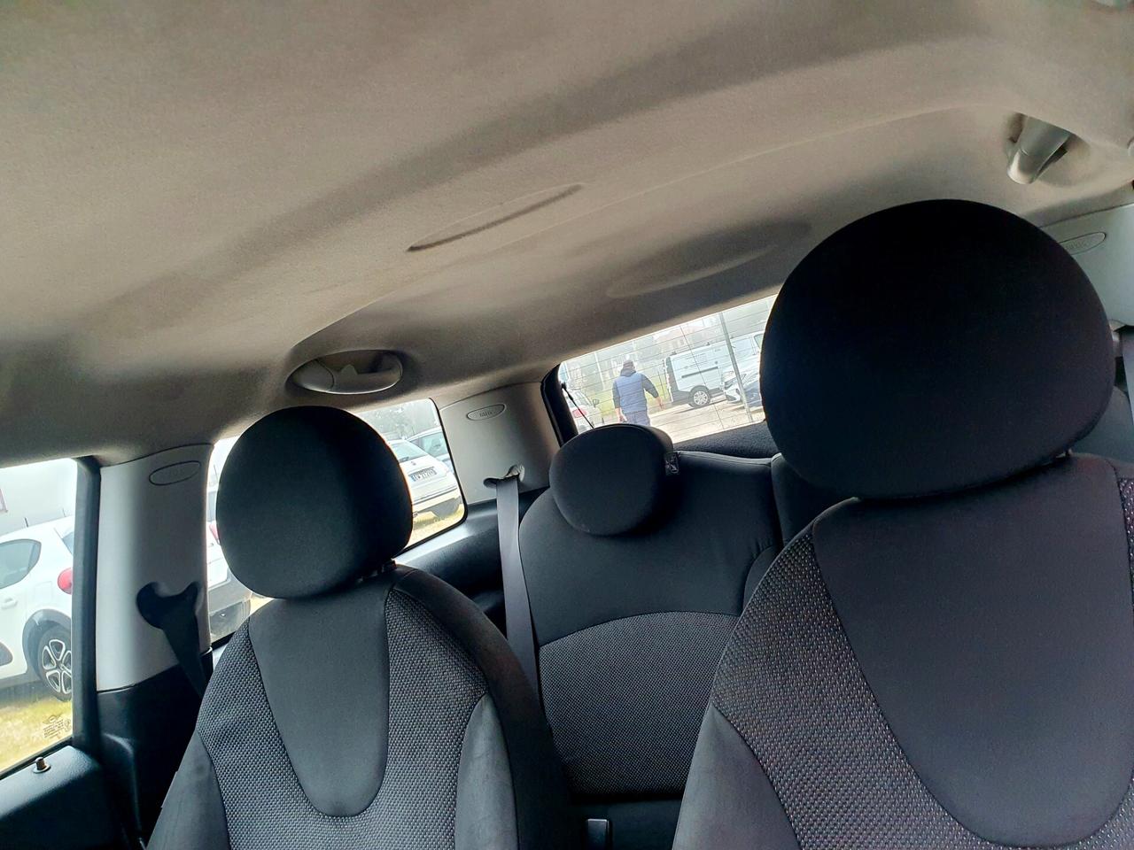 Mini 1.6 16V Cooper D