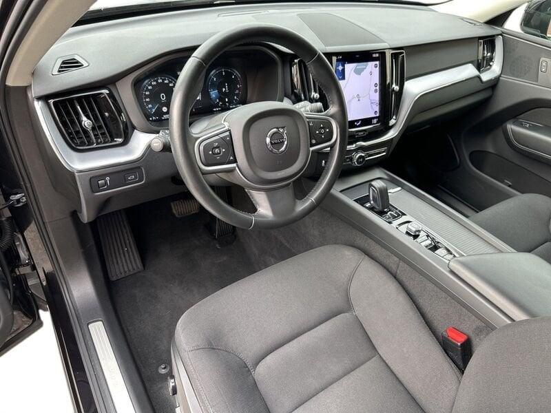 Volvo XC60 B4 AWD 211 Cv Geartronic Momentum Pro