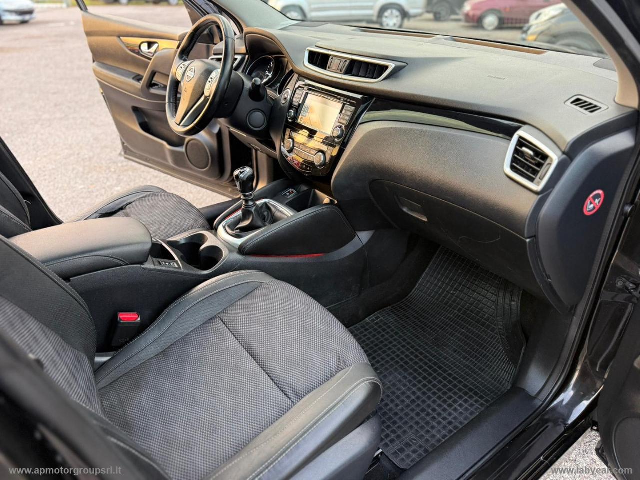 NISSAN Qashqai 1.6 dCi 2WD Tekna