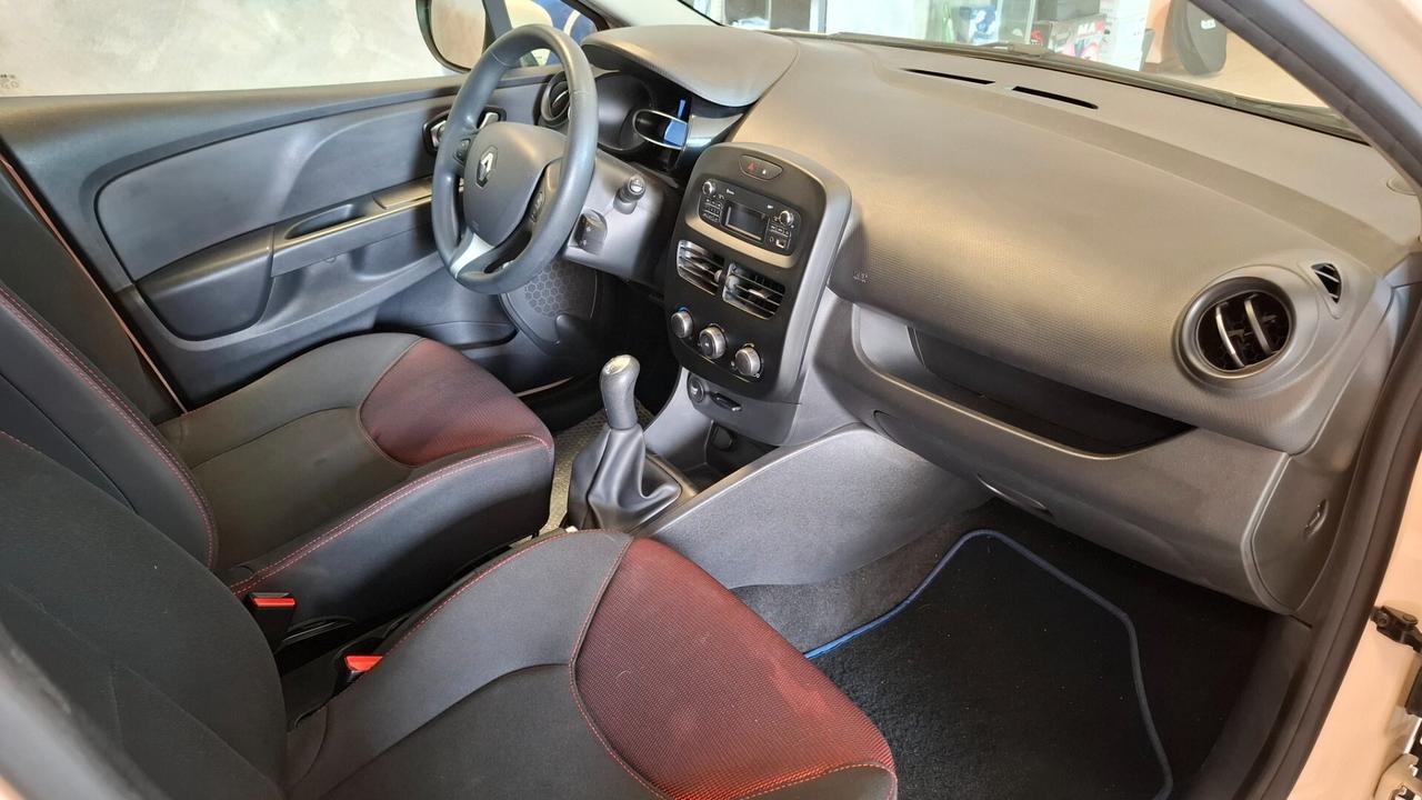 Renault Clio 1.2 75CV 5 porte Wave