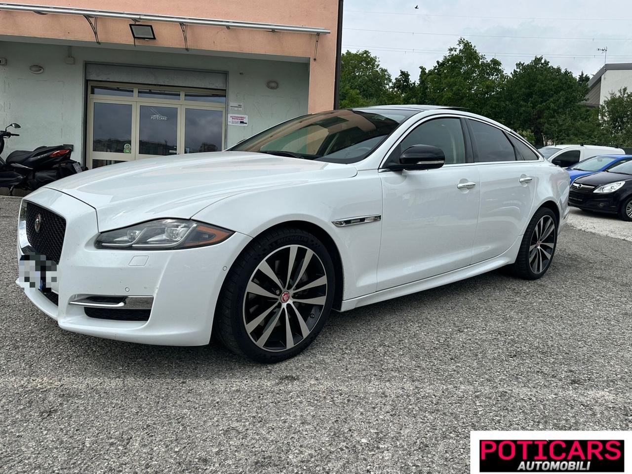 Jaguar XJ 3.0 V6 S/C 340 CV AWD R-Sport