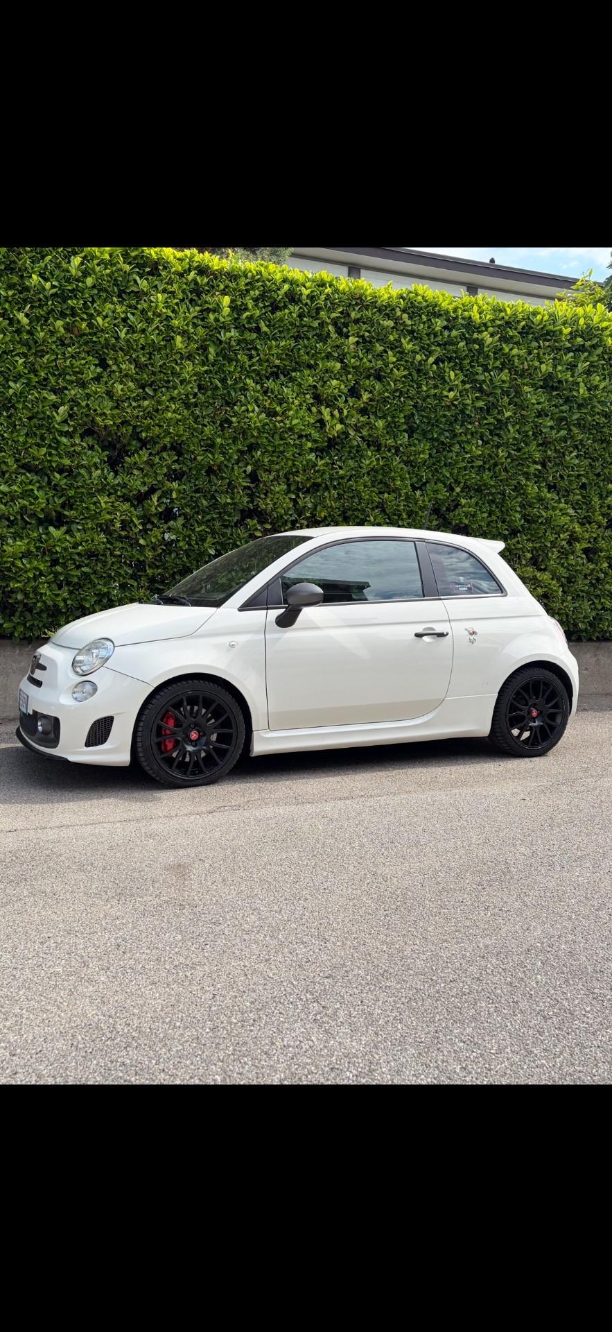 Abarth 595 1.4 Turbo T-Jet 180 CV Competizione