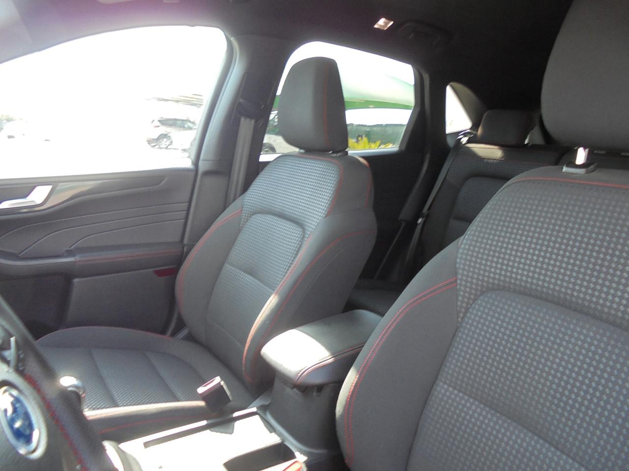 Ford Kuga 1.5 benzina EcoBoost 150 CV 2WD ST-Line