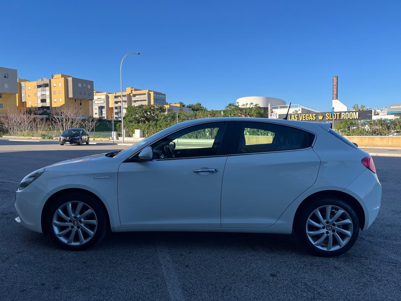 Alfa Romeo Giulietta 1.6 JTDm-2 105 CV Exclusive