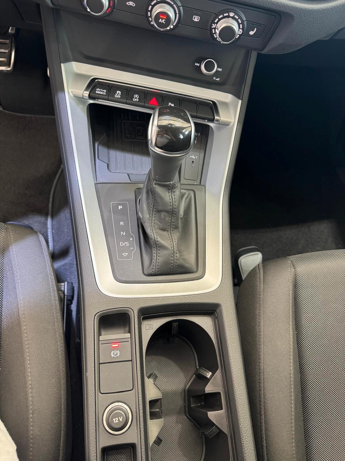 Audi Q3 35 TDI quattro S tronic line edition