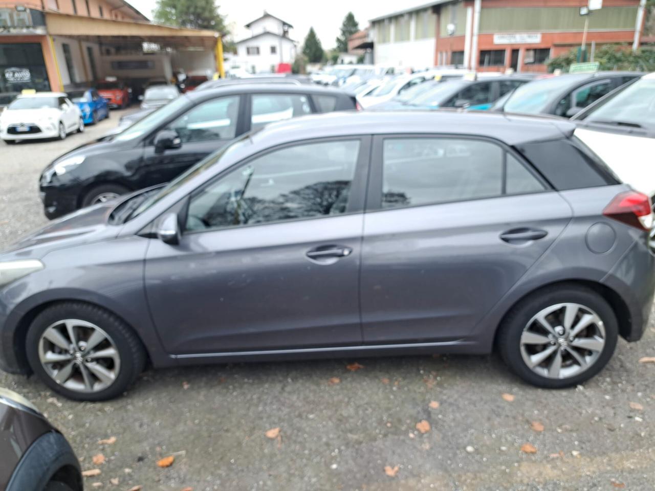 Hyundai i20 1.1 CRDi 12V 5 porte Comfort-NEOPATENTATI EURO 6