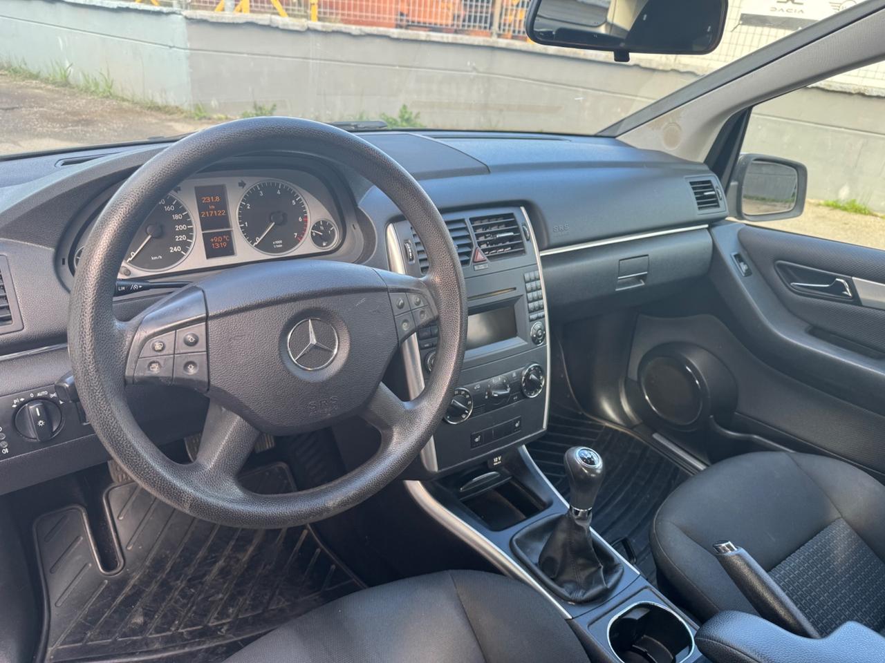 Mercedes-benz B 180 200 BlueEFFICIENCY Executive