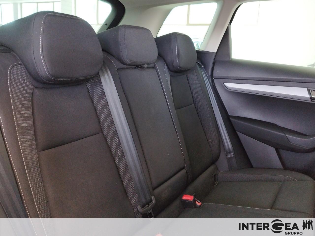 SKODA Karoq 2.0 tdi evo Ambition 115cv dsg