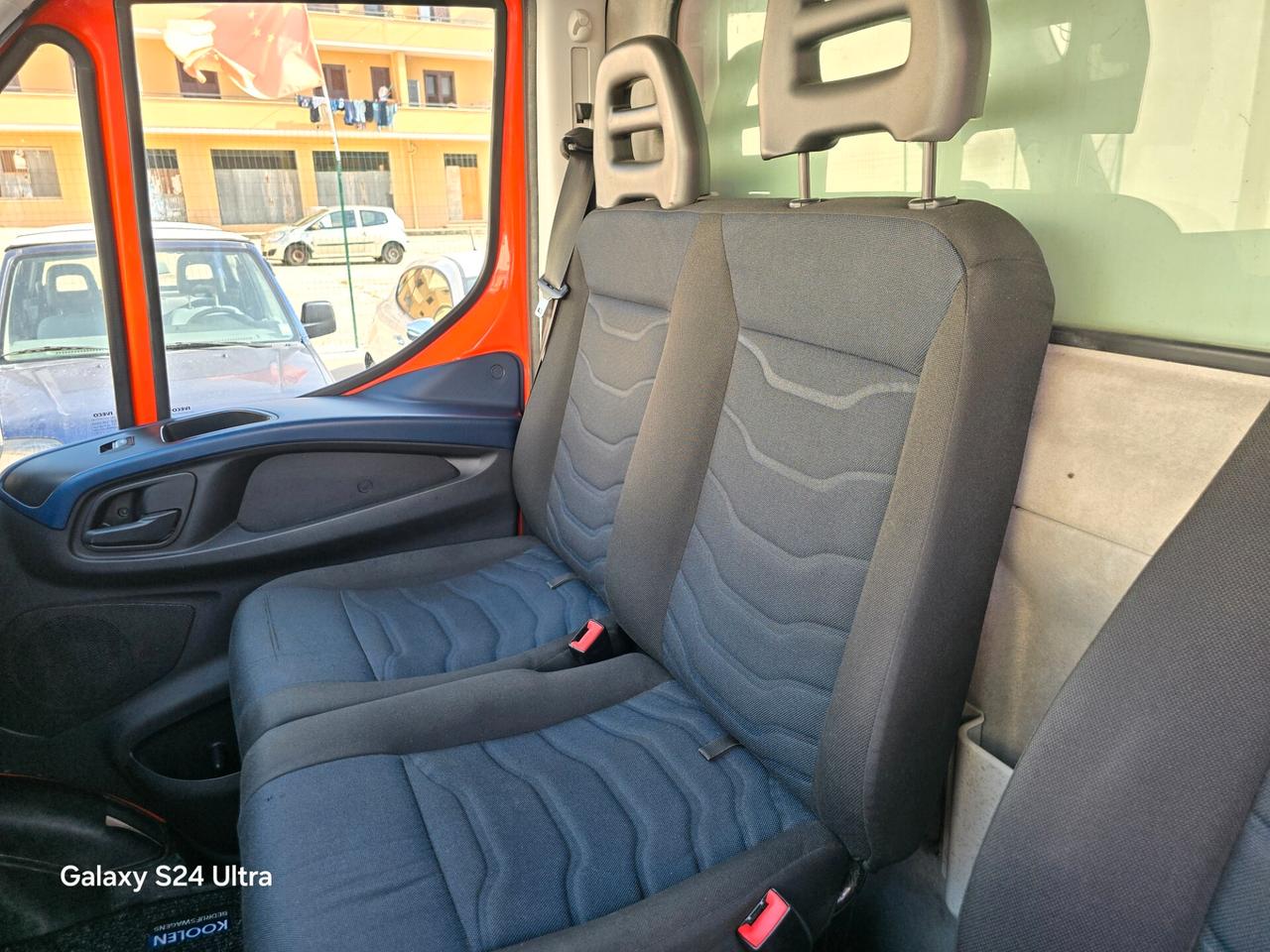 Iveco Furgone e Pedana