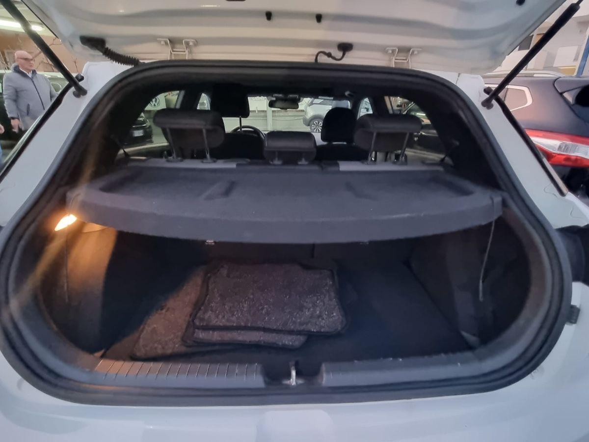 HYUNDAI - i20 - 1.1 CRDi 12V 5p. Style-Tetto Panoramico