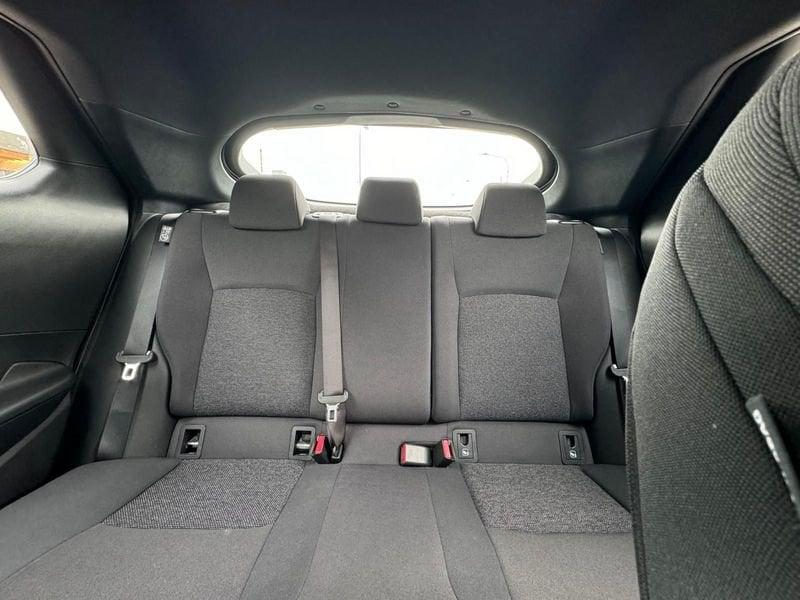 Toyota C-HR 1.8 HV E-CVT Active MY24