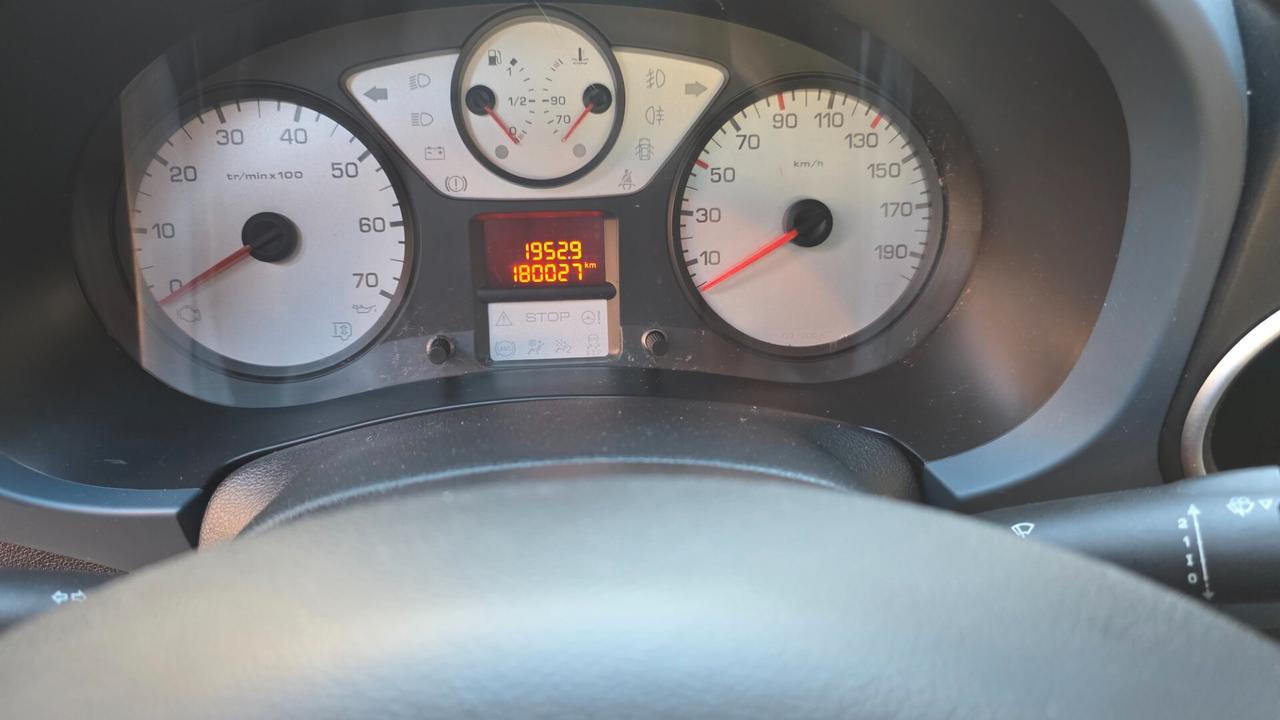 Peugeot Partner Tepee 1.6 VTi 120CV Zénith