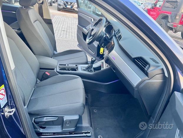 AUDI Q3 35 TDI S tronic Business Advanced