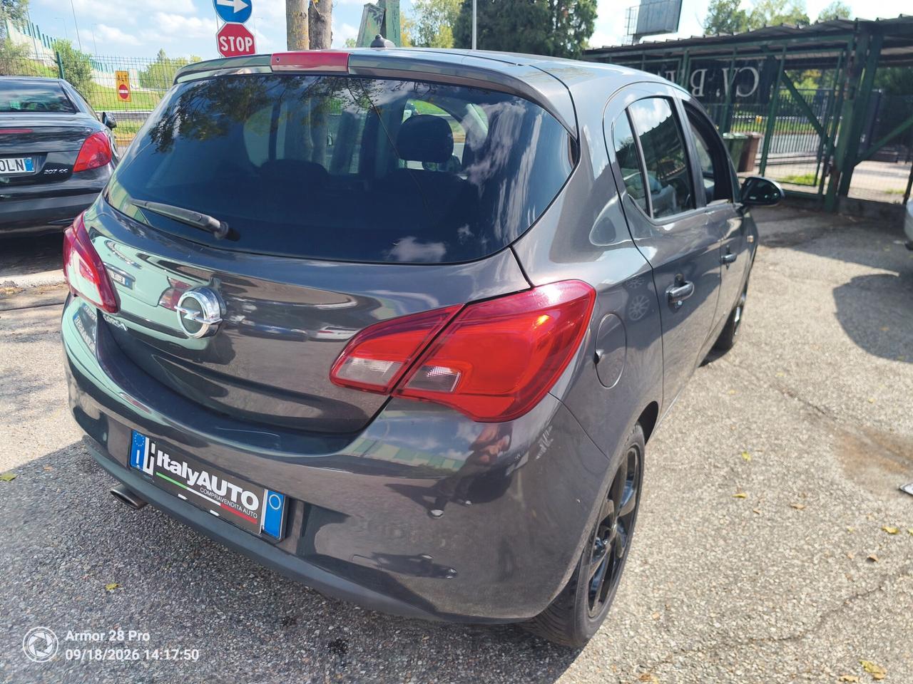 Opel Corsa 1.2 5 porte b-Color