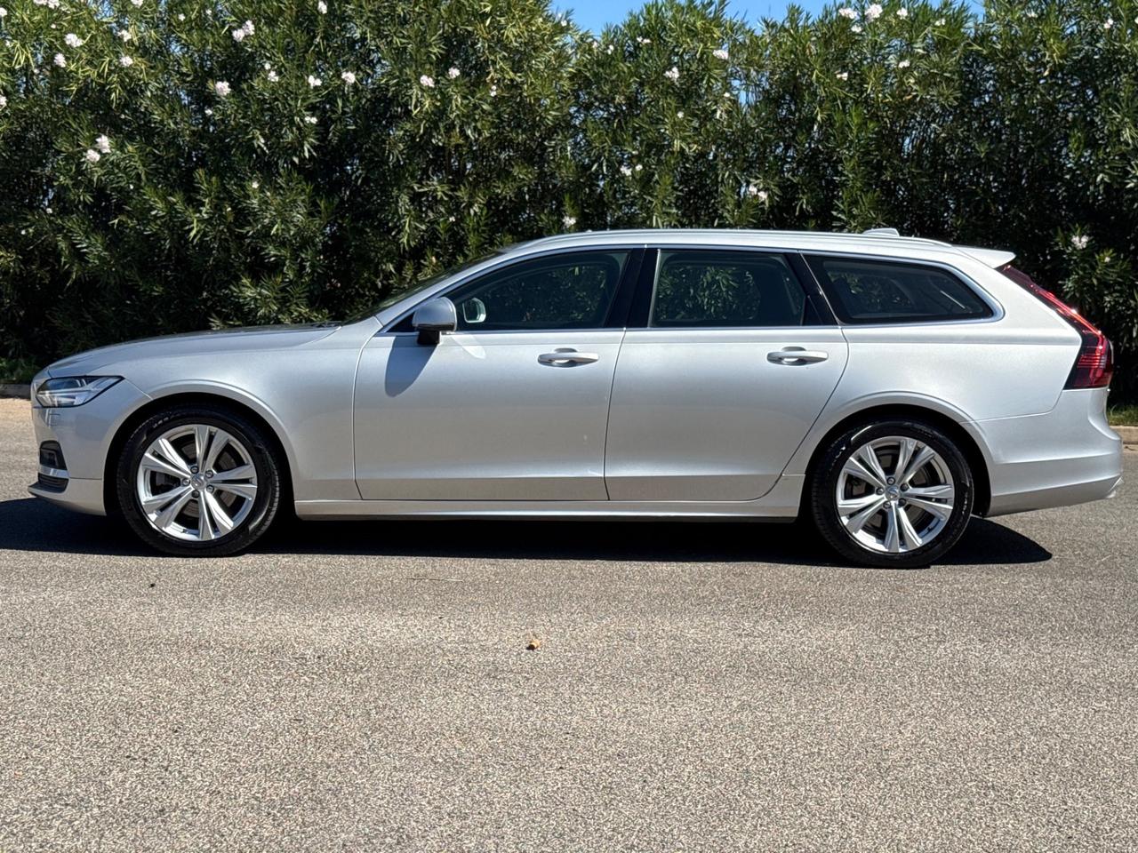 Volvo V90 B4 (d) Geartronic Momentum Business Pro