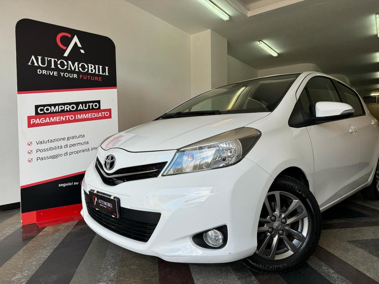Toyota Yaris 1.0 5 porte Lounge