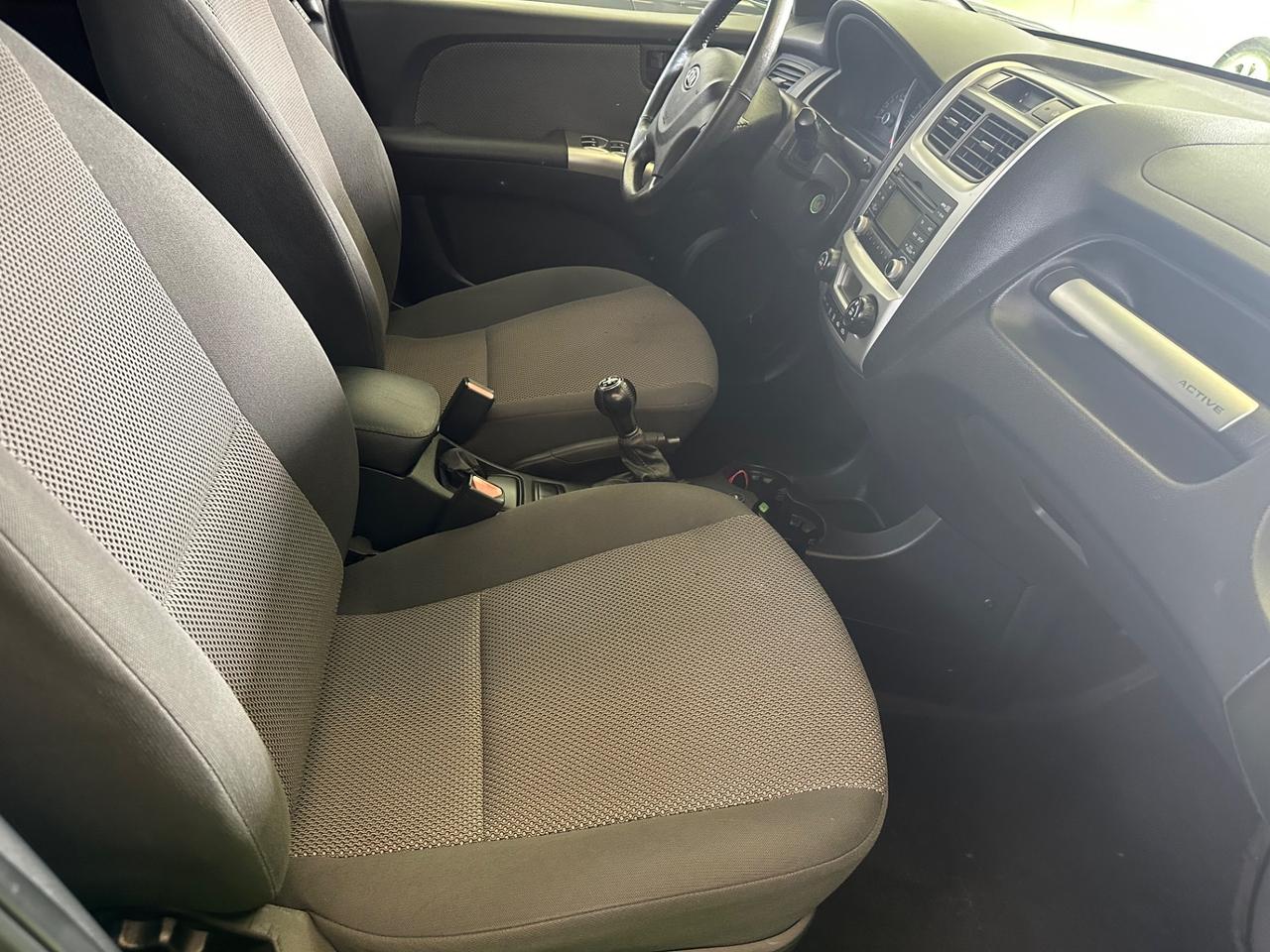 Kia Sportage 2.0 141cv GPL active 2wd
