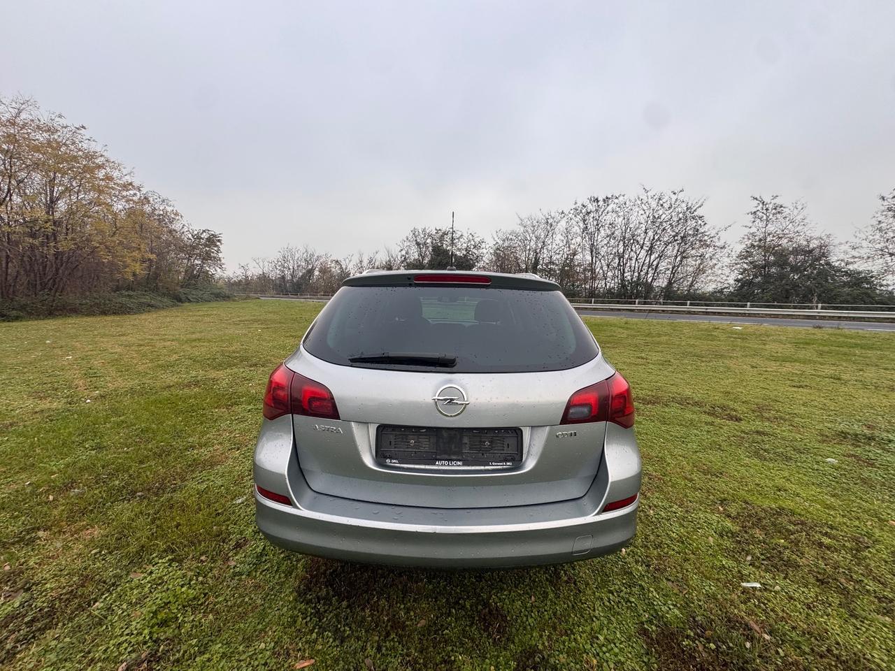 Opel Astra 1.7 CDTI 110CV Sports Tourer Elective