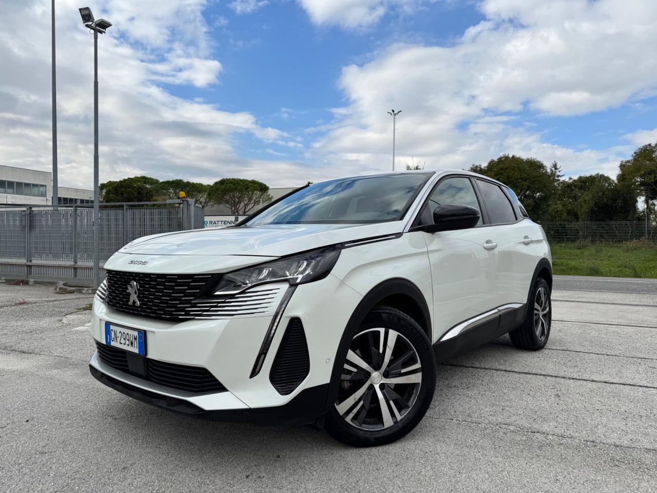 PEUGEOT 3008 1.5 Hdi Allure - Led Navi 18