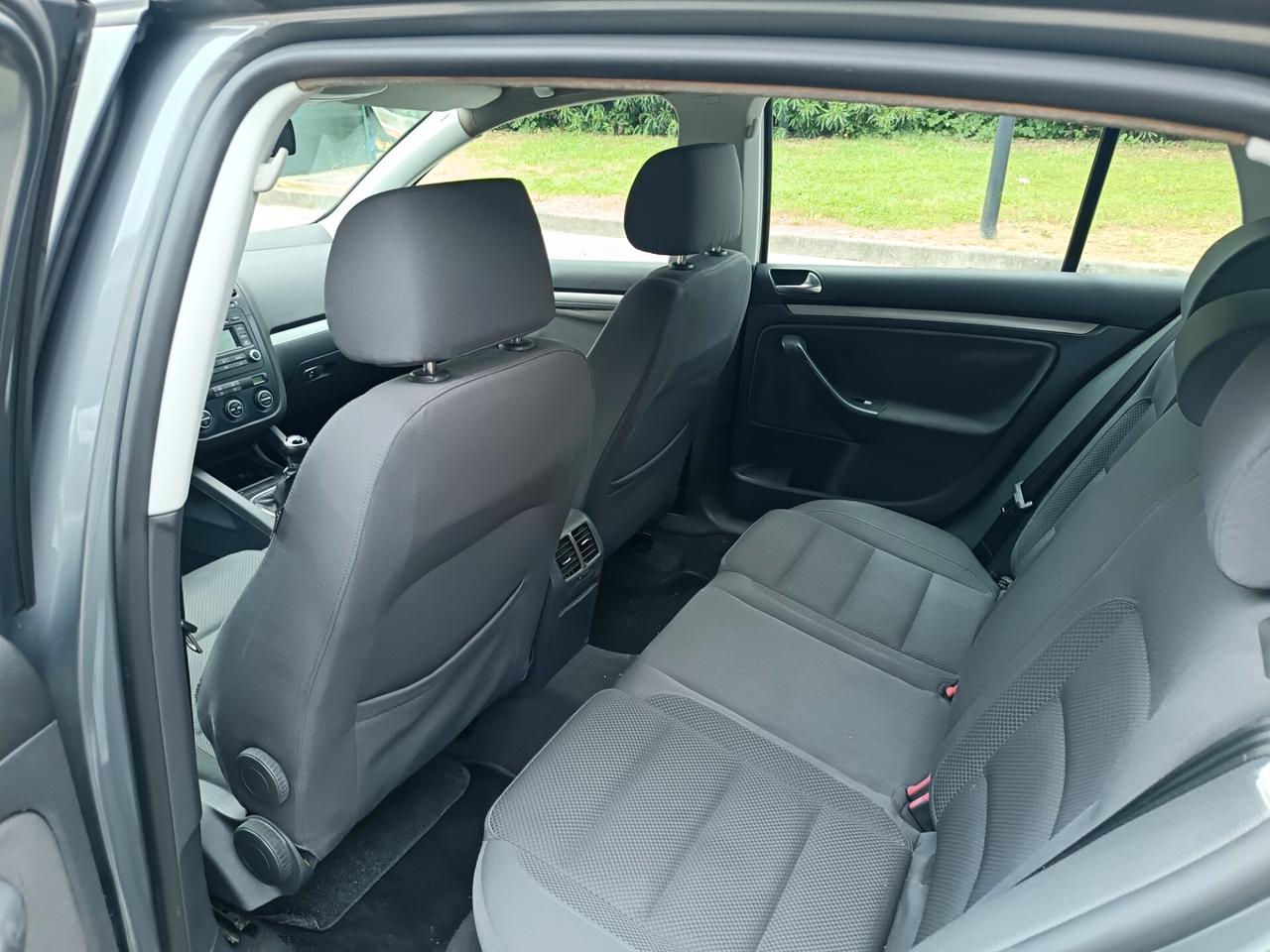 Volkswagen Golf 1.6 16V FSI 2006 ok neo patente